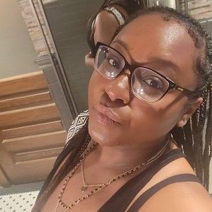 Meet your Posher, Colleen